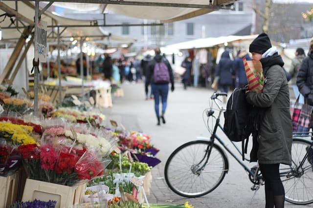 Flower Market And Quirky Gifts