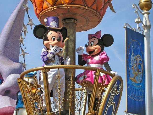 Activities In Hong Kong Disneyland Rides On Your Hong Kong Trip