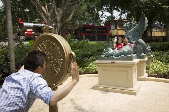 Garden Of Wonders Hong Kong Disneyland Tour