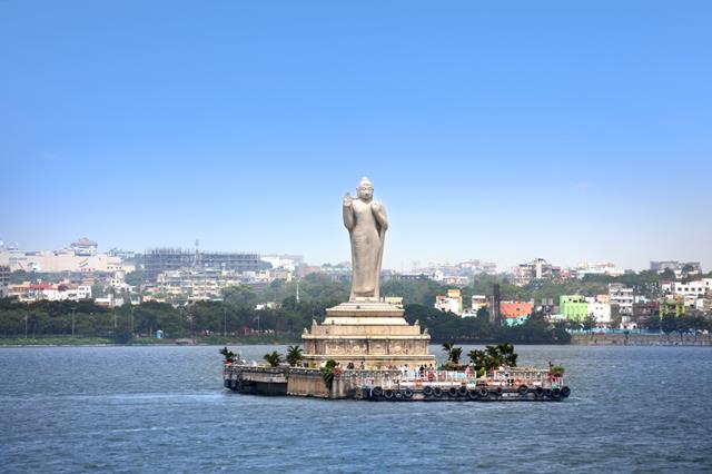 Places To Visit In Hyderabad City: Hussain Sagar Information