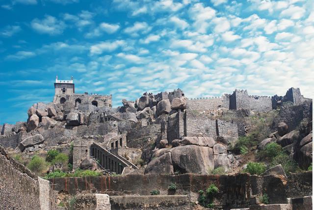 Tourist Place In Hyderabad Tourism: Golconda Fort Information