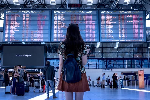 Choose The Connected Airports To Fly To Wisely